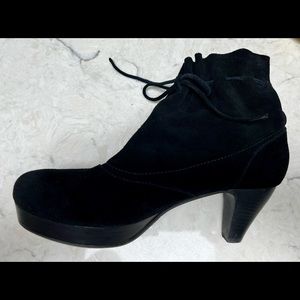 Sachelle Black Suede Booties